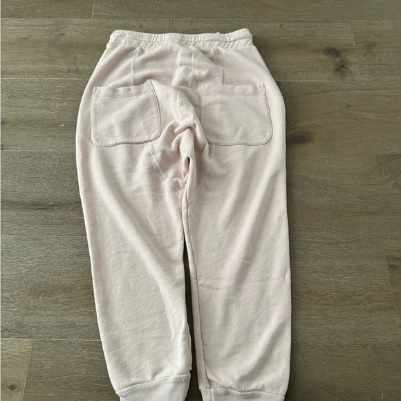 ATF All Things Fabulous Crop Sweats Small - Picture 2 of 3